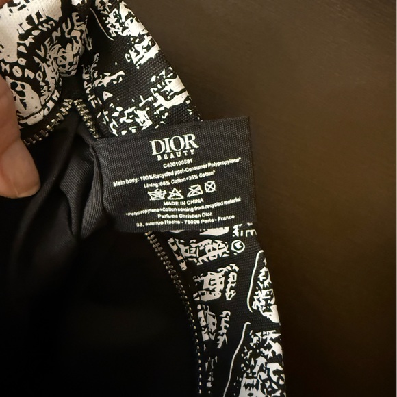 Dior Beauty Cosmetic Pouch - Picture 7 of 7